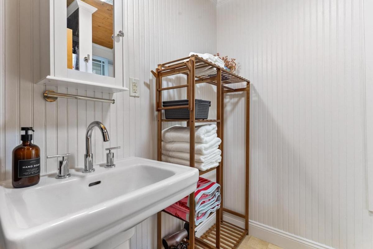 Bare Feet Bungalow -Close To Beach & Dog Friendly Gulfport Exteriér fotografie