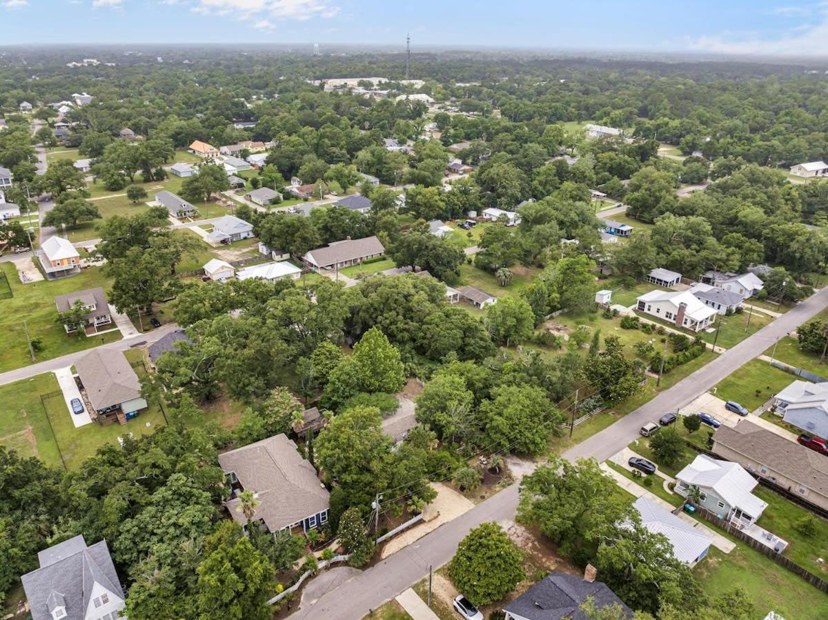 Bare Feet Bungalow -Close To Beach & Dog Friendly Gulfport Exteriér fotografie